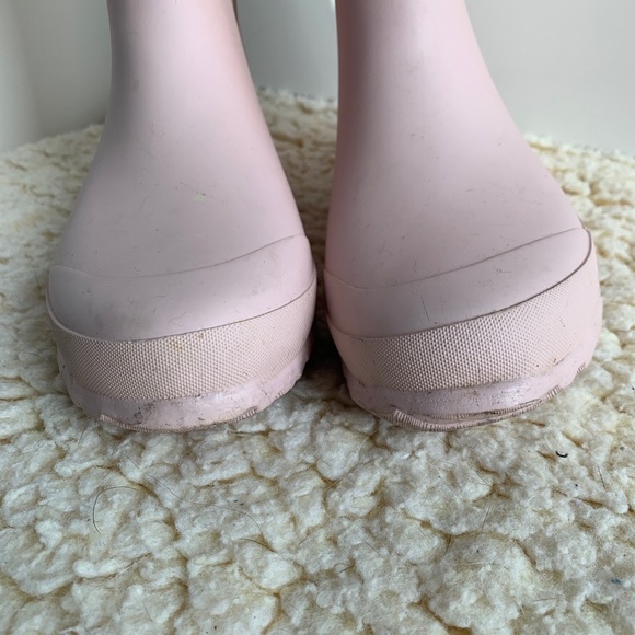Tretorn pink women’s (lightly) insulated rain boots - size 7.5 - Picture 2 of 11